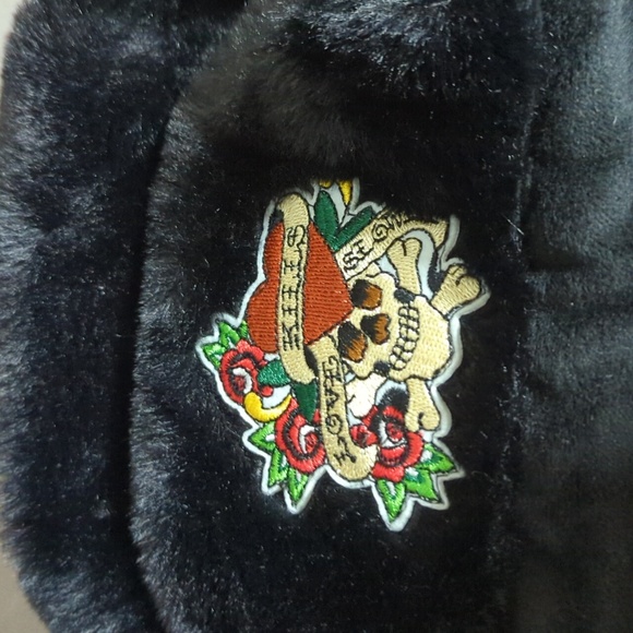 Hat - Picture 3 of 4